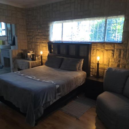 Meadows Guesthouse Germiston Eksteriør billede