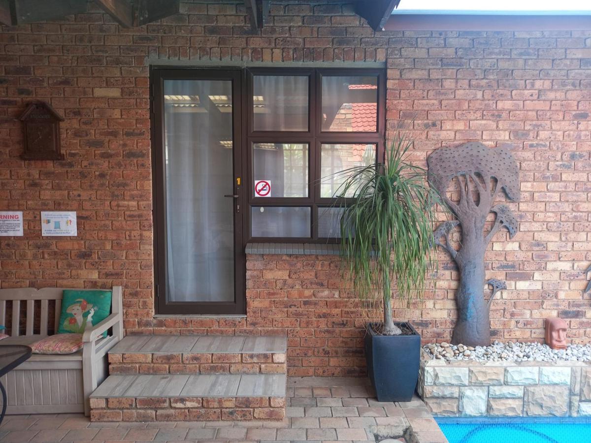 Meadows Guesthouse Germiston Eksteriør billede