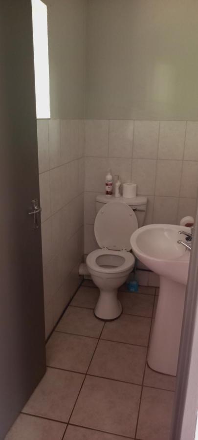 Meadows Guesthouse Germiston Eksteriør billede
