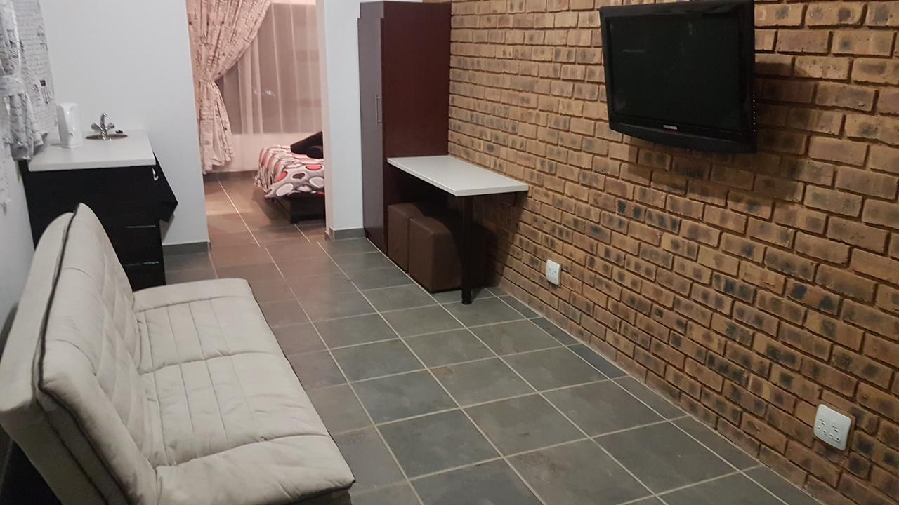 Meadows Guesthouse Germiston Eksteriør billede